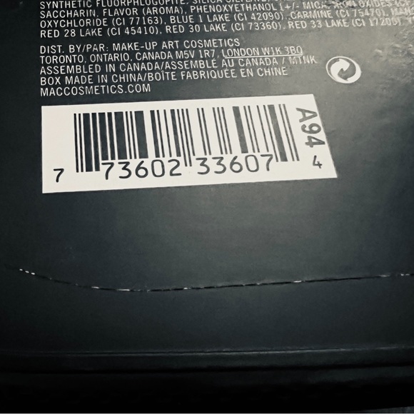 MAC LIMITED EDITION CREAM GLITTER and BLACK KEEPSAKE BOX - Picture 5 of 6